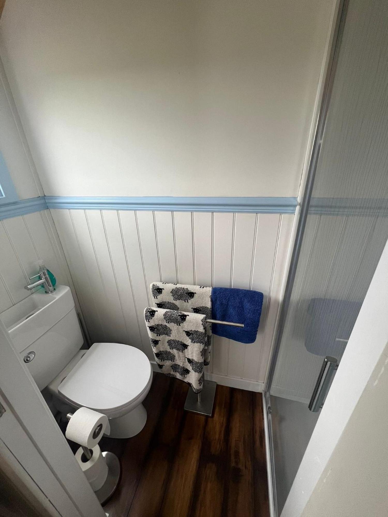 Wee Shepherds Hut Maybole Екстер'єр фото